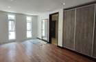 5 Bed House with En Suite in Runda - 2