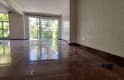 4 Bed Townhouse with En Suite at Brookside Drive. - 14