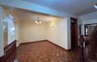 5 Bed Townhouse with En Suite in Kileleshwa - 19