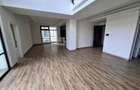 4 Bed Apartment with En Suite in Riverside - 12