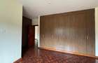 5 Bed Townhouse with En Suite in Lavington - 13