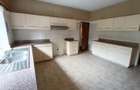 5 Bed House with En Suite in Rosslyn - 6