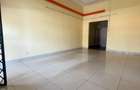 450 ft² Shop with Service Charge Included in Gigiri - 4