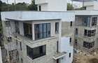 5 Bed Townhouse with En Suite in Lavington - 18