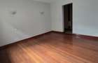 5 Bed Townhouse with En Suite at Lavington Off Convent Road - 15