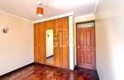 3 Bed Apartment with En Suite in Kilimani - 13
