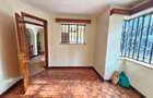 5 Bed House with En Suite in Lavington - 16