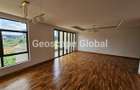 4 Bed Apartment with En Suite in Rosslyn - 12