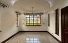 5 Bed House with En Suite in Runda - 8