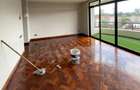 4 Bed Apartment with En Suite at Riverside Drive - 14