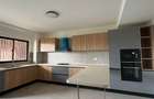 3 Bed Apartment with En Suite at Tabere Crescent - 9