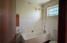 4 Bed House with En Suite in Runda - 14