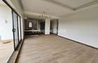 3 Bed Apartment with En Suite in Rosslyn - 14