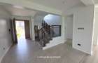 5 Bed House with Swimming Pool in Runda - 13