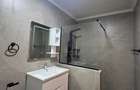 5 Bed House with En Suite in Runda - 16