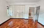 4 Bed House with En Suite in Rosslyn - 7