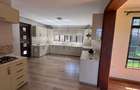 5 Bed Villa with En Suite in Runda - 11
