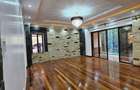 4 Bed Townhouse with En Suite at Valley Arcade - 4