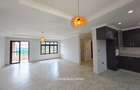 3 Bed Apartment with Garden at Thome Estate - 13