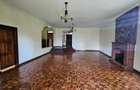 5 Bed House with En Suite in Runda - 2
