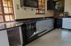 5 Bed House with En Suite in Runda - 18