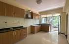 3 Bed Apartment with En Suite in Kilimani - 10