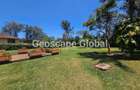 5 Bed House with En Suite in Spring Valley - 1
