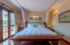 4 Bed House with En Suite in Ridgeways - 5