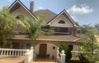 5 Bed House with En Suite in Runda - 1