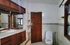 5 Bed Townhouse with En Suite at Lavington - 19