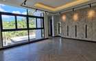 5 Bed House with En Suite in Nyari - 15