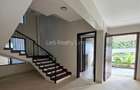 5 Bed Townhouse with En Suite in Lavington - 4