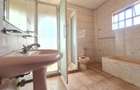 4 Bed House with En Suite at Bomas - 14