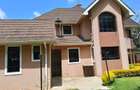 4 Bed House with En Suite at Lavington - 3