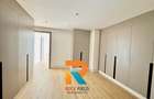 5 Bed Townhouse with En Suite at Grevillea Groove. - 13