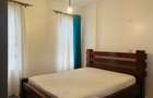 Studio Apartment with En Suite at Safari Park - 18