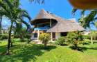 4 Bed Villa with En Suite at Diani Beach - 1