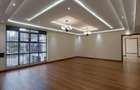 7 Bed Townhouse with En Suite in Nyari - 6