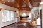 4 Bed House with Swimming Pool in Spring Valley - 2
