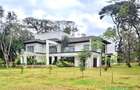 5 Bed Villa with En Suite at Ololua - 1