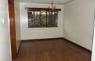 3 Bed Apartment with En Suite at Lavington - 13