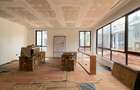 6 Bed Villa with En Suite in Kyuna - 4