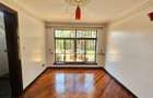 5 Bed House with En Suite in Runda - 7