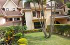 5 Bed Townhouse with En Suite at Lavington - 2