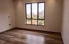 2 Bed Apartment with En Suite in Brookside - 6