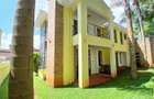 5 Bed Townhouse with En Suite at Lavington Green - 15