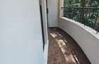 2 Bed Apartment with En Suite in Riverside - 10