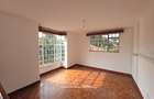 4 Bed House with Swimming Pool in Rosslyn - 10