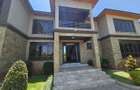 5 Bed House with En Suite in Runda - 5