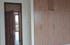 3 Bed Apartment with En Suite at 801181 - 9